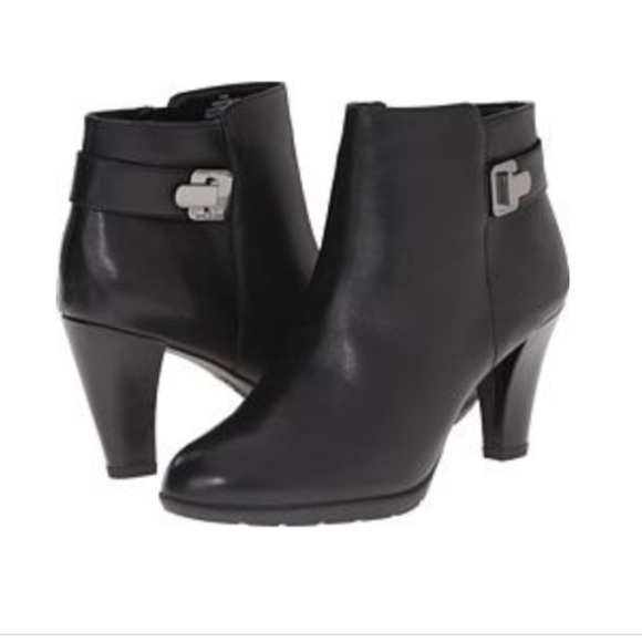 Anne Klein Shoes - Anne Klein Dvorah Booties